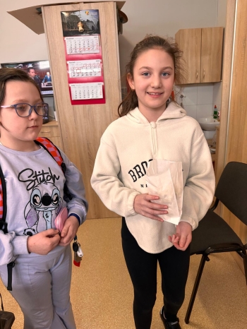 bd966d4d-5c9c-4f08-92d1-c46007aaa9d3